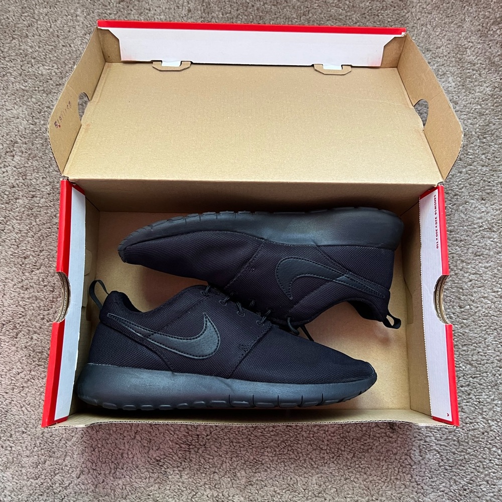 Nike Roshe One (GS) Triple Black